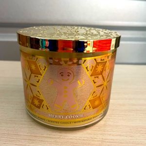 BBW MERRY 🎄COOKIE 🍪3 WICK CANDLE 🕯️ NWT 🤩